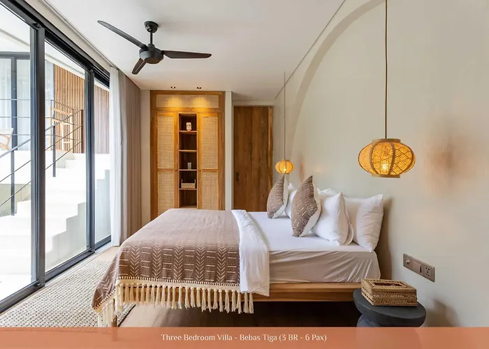 Bebas - Uluwatu, Bali Uluwatu (Bali)