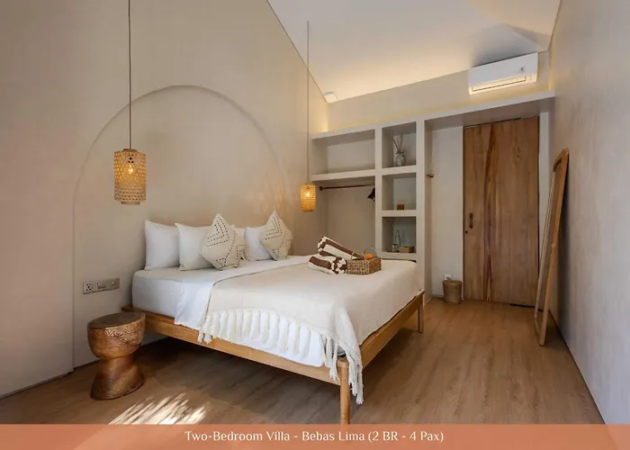 Bebas - Uluwatu, Bali