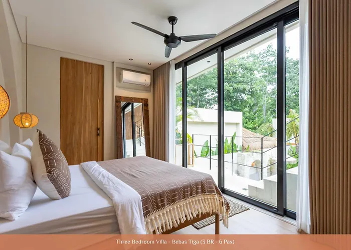 Bebas - Uluwatu, Bali Uluwatu (Bali)