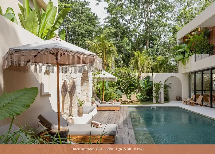 Bebas - Uluwatu, Bali