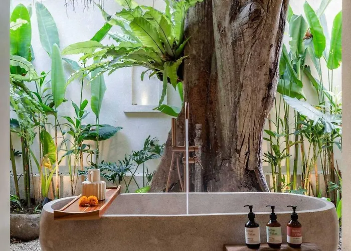 Bebas - Uluwatu, Bali